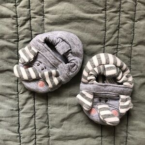 Baby slippers